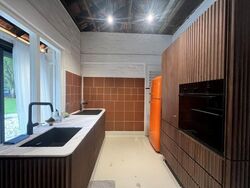 Baker Street (D28), Office #523166651